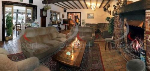 Hotel Aux Massotais Petites Tailles エクステリア 写真